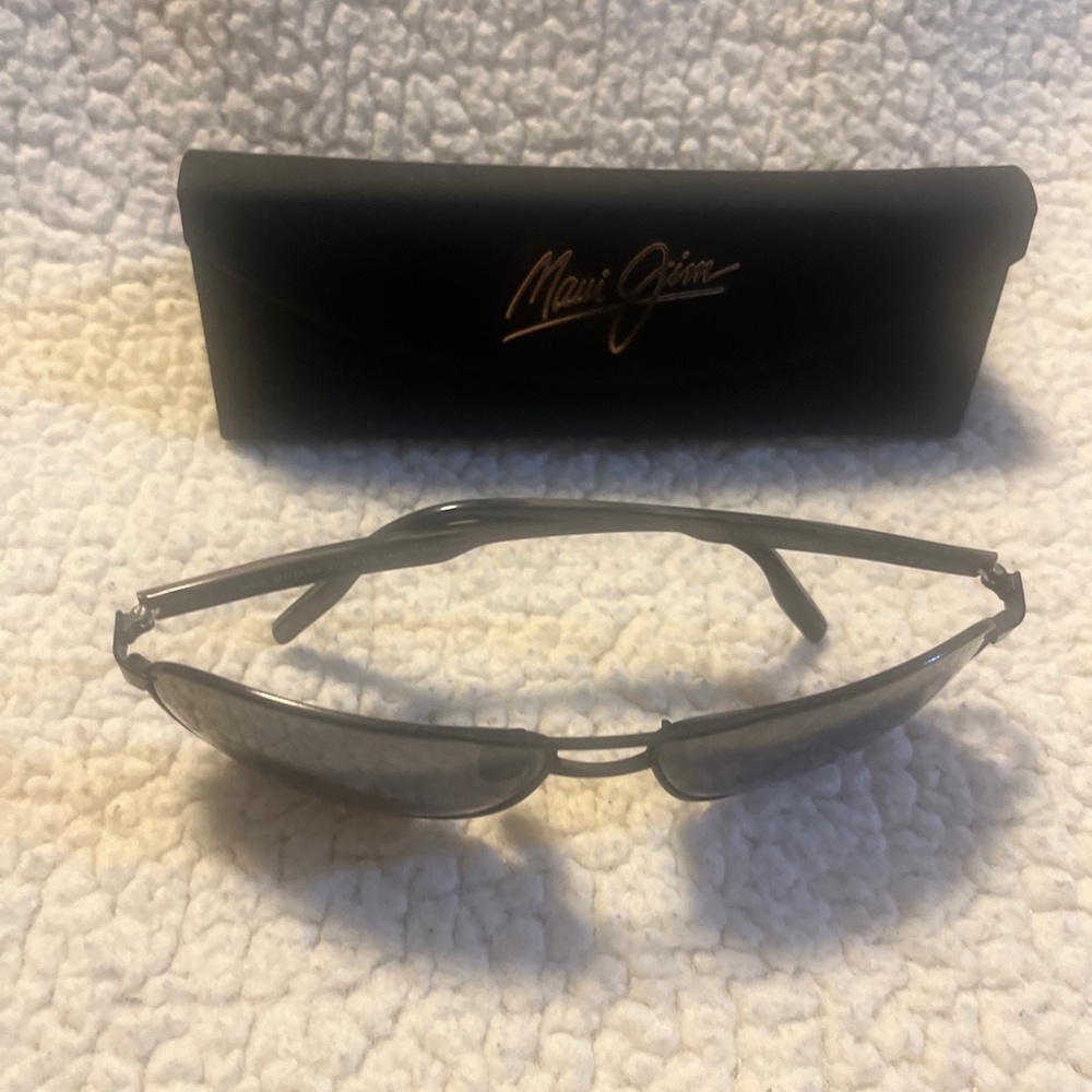 Maui Jim CASTLES MJ 728-2M Black Gray W/ Polarized Gray Gradient Glass & CASE - Picture 4 of 8